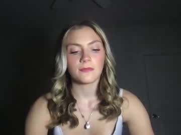 girl cam all day daisyparkerxo image #6087074