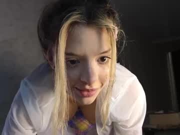 girl cam all day lesi_moonie image #7414469