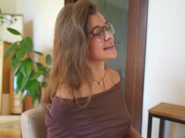 girl cam all day eli_sun image #9515733