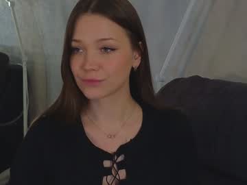 girl cam all day tia__moon image #9593054