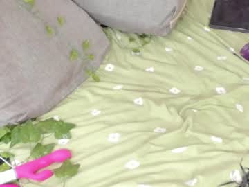 girl cam all day _servuss_ image #3413086