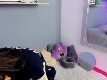 girl cam all day saschaholmen image #3087315