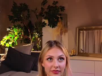 girl cam all day darlinechapel image #8297656