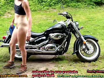 couple cam all day honeyand_thebear image #1918838