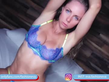 girl cam all day eva_fashionista image #1570396