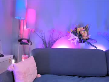 girl cam all day littlee33 image #5171796