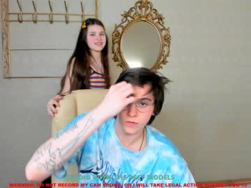 couple cam all day karolina_coy image #1715297