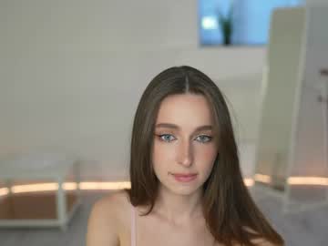 girl cam all day silent_chill image #7091391