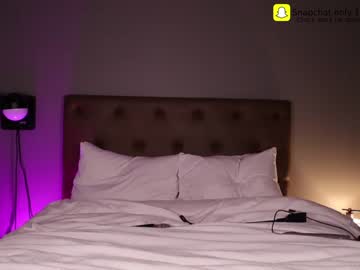 couple cam all day ari_lovexo image #7023281