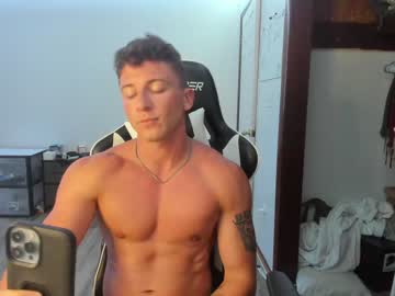 couple cam all day cowsgomoo101 image #2021759