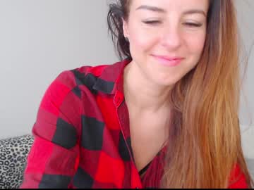 girl cam all day emerald_kittycat image #3630894