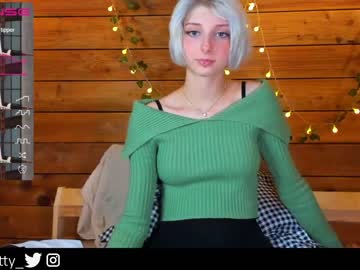 girl cam all day lit1le_kitty_ image #2887473