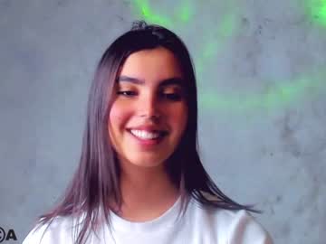 girl cam all day nika_la image #798873