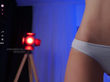 girl cam all day lucie_beltran image #8797720