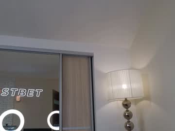 girl cam all day yononeey image #7709855