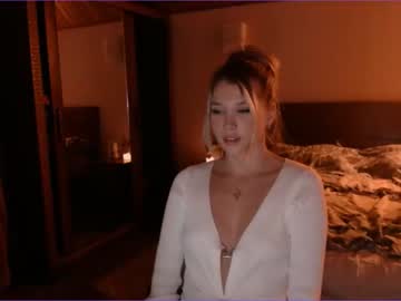 girl cam all day bitter_moon image #2838921
