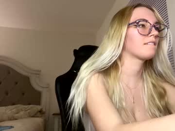 girl cam all day mariah95 image #4178016
