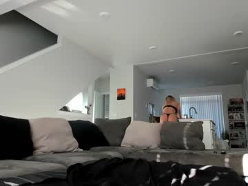 girl cam all day xlunaskye image #8384022