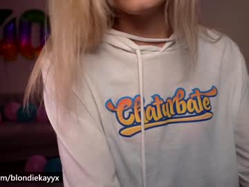 girl cam all day blondiekayy image #2349615