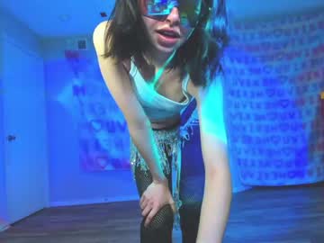 girl cam all day hexivu image #5698373