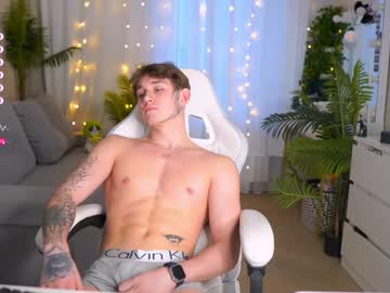 man cam all day maktrakher1 image #8871403
