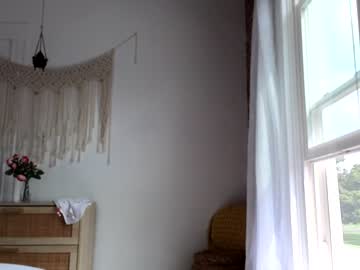 girl cam all day littlegreekflower image #5085310
