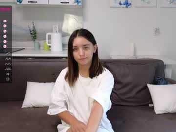 girl cam all day karalyons image #5011160