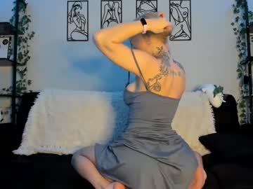 girl cam all day xlunaskye image #6842002