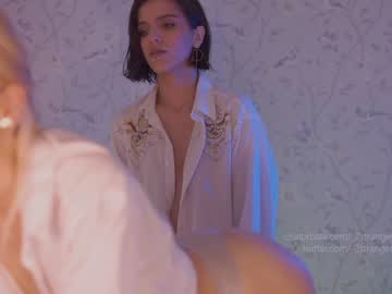girl cam all day _2strangers image #2502804