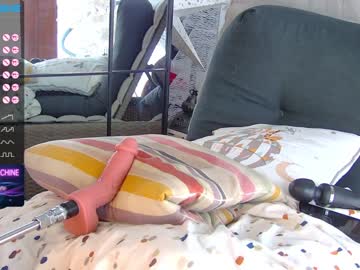 girl cam all day careful_i_bite image #3309630