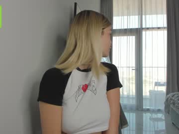 girl cam all day coy_t66nager image #3889012
