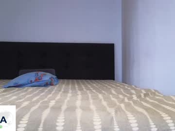 couple cam all day lenoreandjasonsroom image #9231367