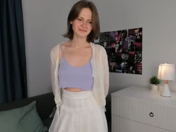 girl cam all day cold_bumble image #7264550