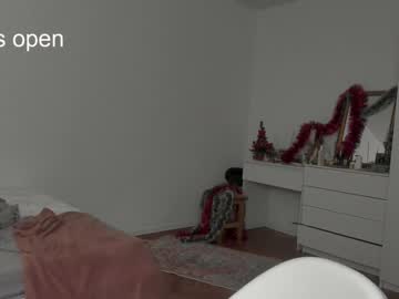 girl cam all day the_same_story image #5998024