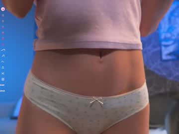 girl cam all day lucie_beltran image #9465362