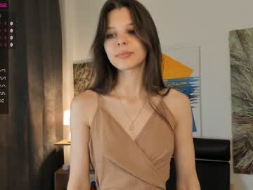girl cam all day peek_in_my_window image #5812323