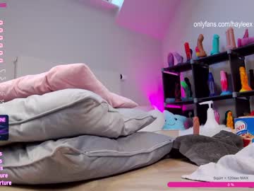 girl cam all day hayleex image #4087660