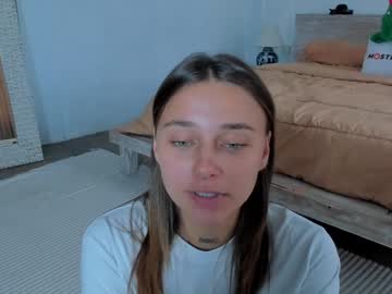 girl cam all day eleonora_linn_ image #8617976