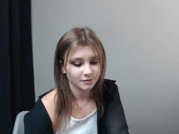 girl cam all day relax_nina image #307865