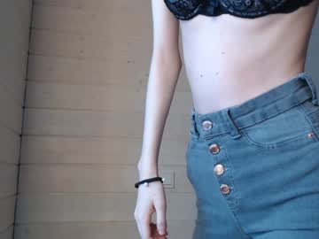 girl cam all day princess__aurora image #3700315