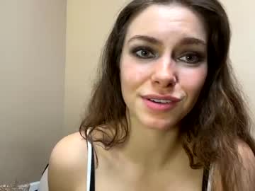 girl cam all day chroniclove image #2321601