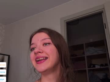 girl cam all day coyness_geneva image #6766567
