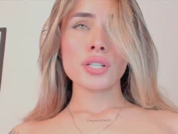 girl cam all day antonia_savatto_ image #429387