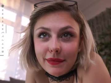 girl cam all day darlinechapel image #9082374