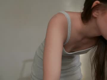girl cam all day bumblebeee__ image #9332761