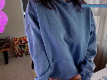 girl cam all day aavee image #9556409