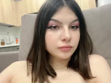 girl cam all day emonyashka image #5750668