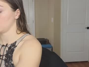 girl cam all day chroniclove image #8764602