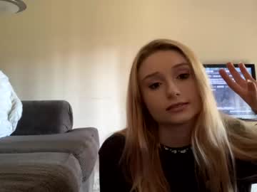 girl cam all day princesshannnnn image #404381