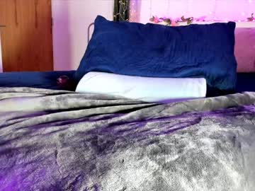 girl cam all day littlee33 image #1870170